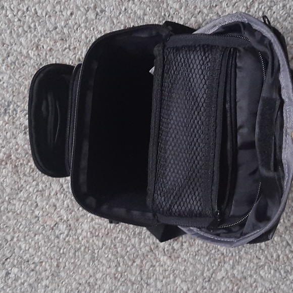 Digital Concepts Camera Bag with Shoulder/Crossbody Strap. - Picture 11 of 12